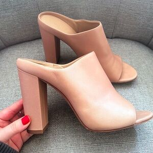 Vince Nude/Blush Leather Peep-Toe Block Heel Mules